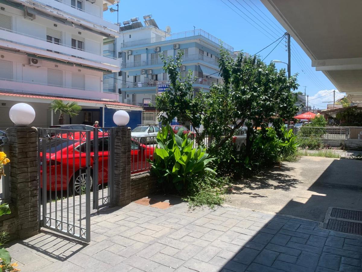 New Zeusplace Apartment With Private Parking Paralia Katerini Exterior photo