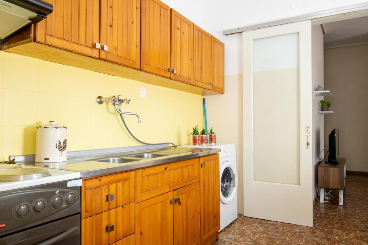 New Zeusplace Apartment With Private Parking Paralia Katerini Exterior photo